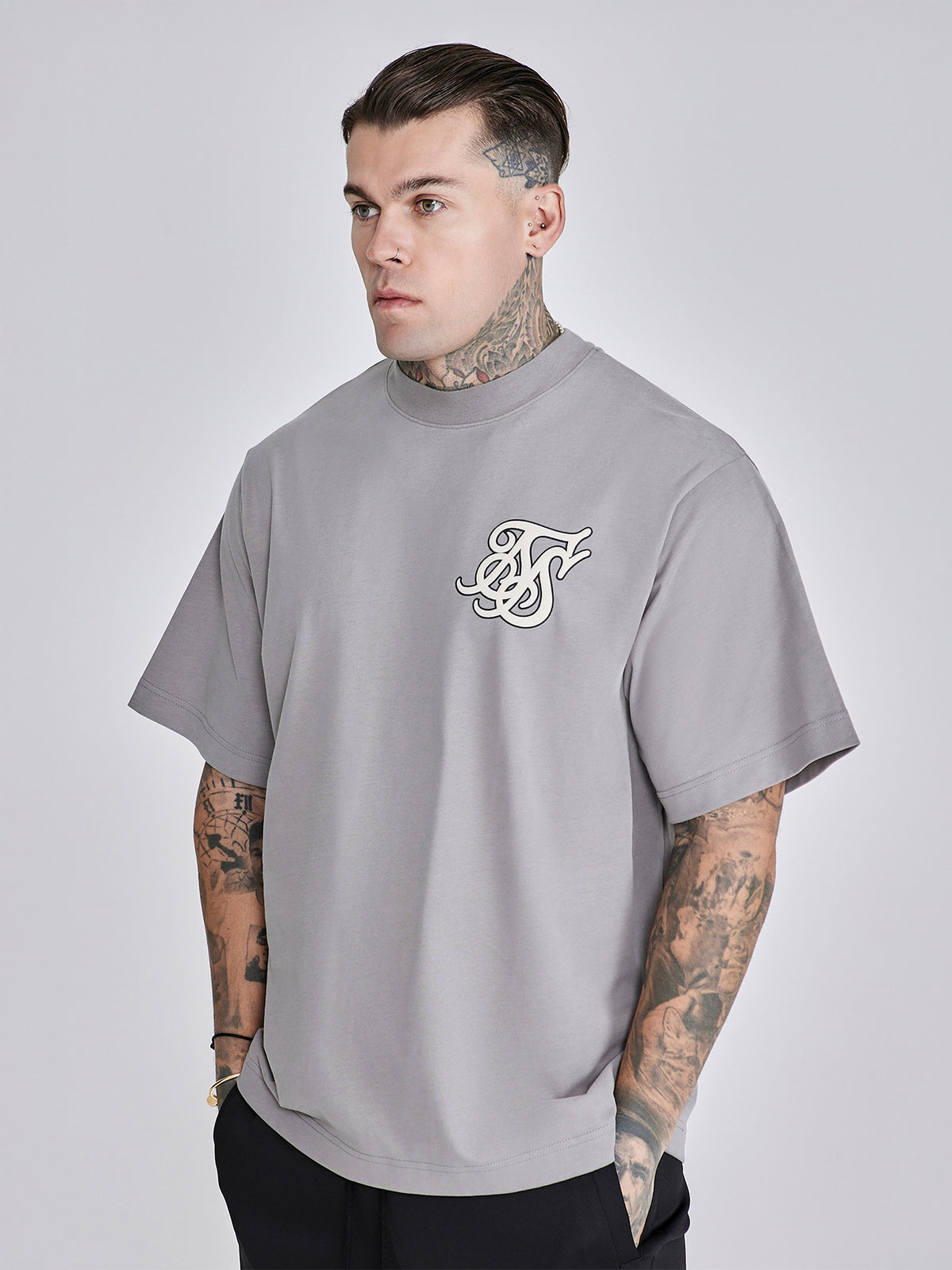 t-shirts / Oversized T-Shirt