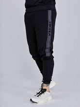 pants / Muscle Fit Joggers