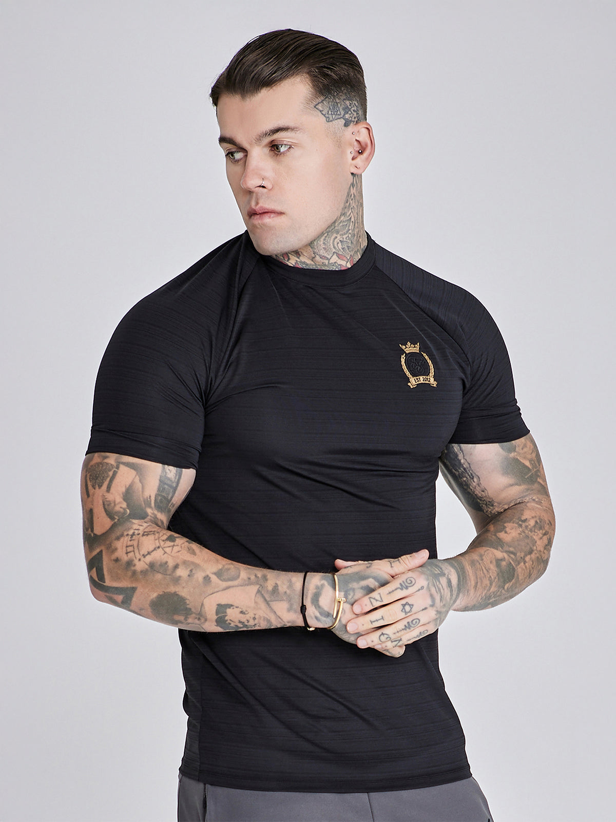 t-shirts / Crest Tech T-Shirt