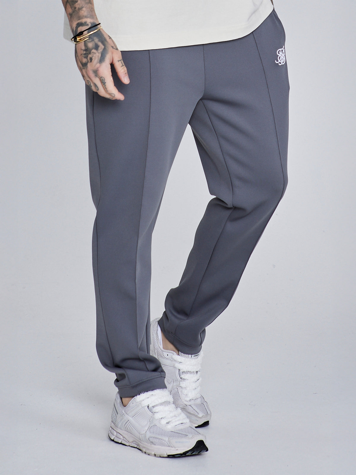 pants / Essentials Pleated Pants