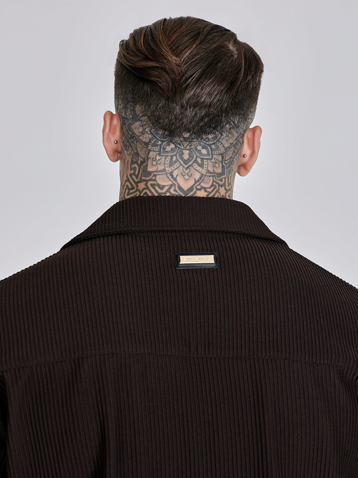 shirts / Ribbed Smart Shirt