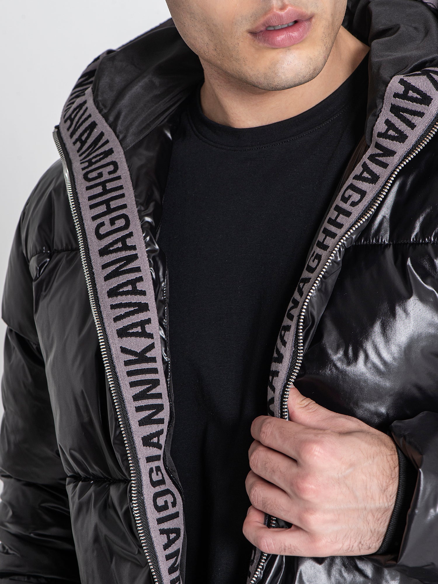 puffers / Black Tape Puffer Jacket