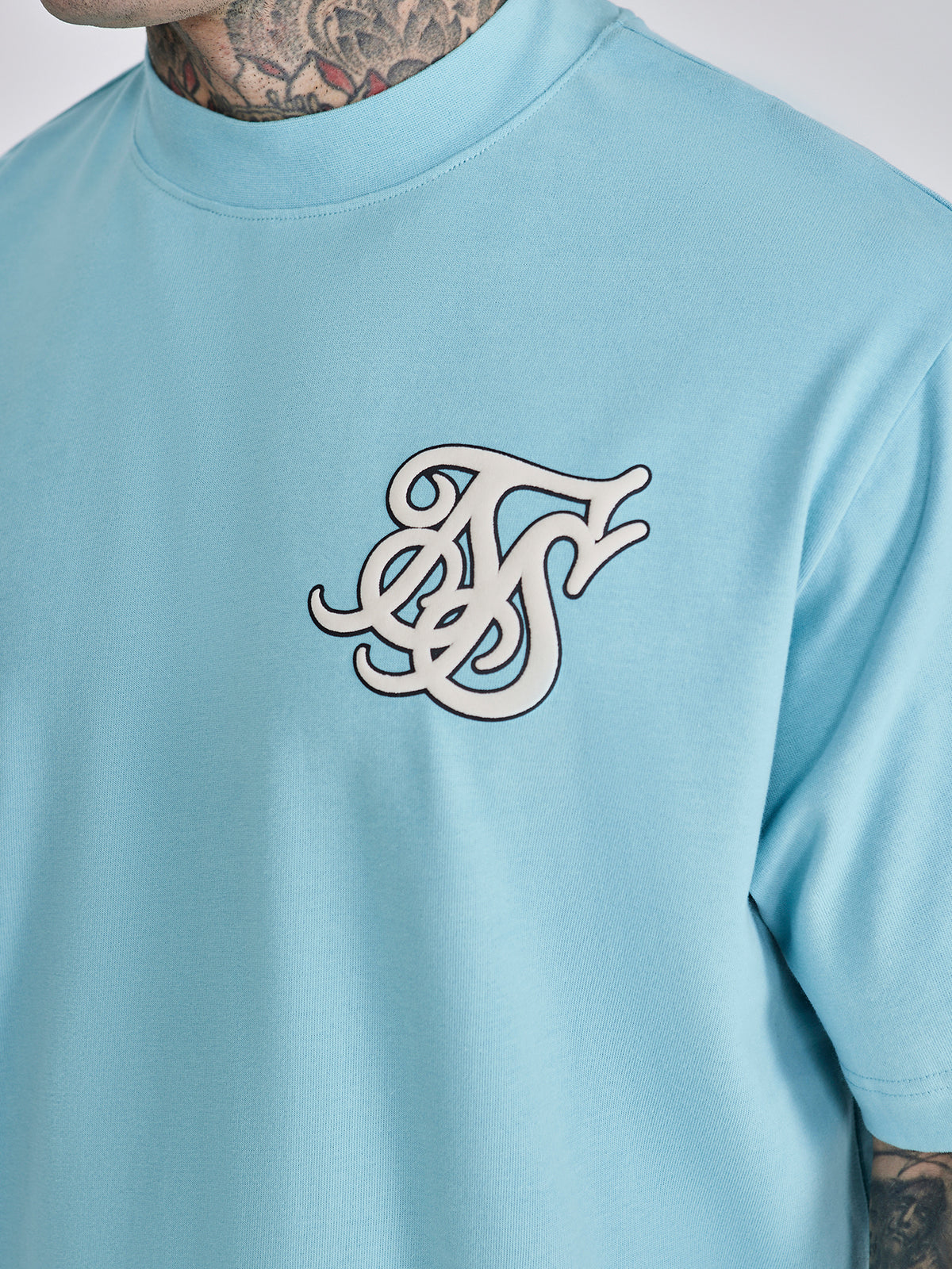 t-shirts / Oversized T-Shirt