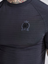 t-shirts / Crest Tech T-Shirt