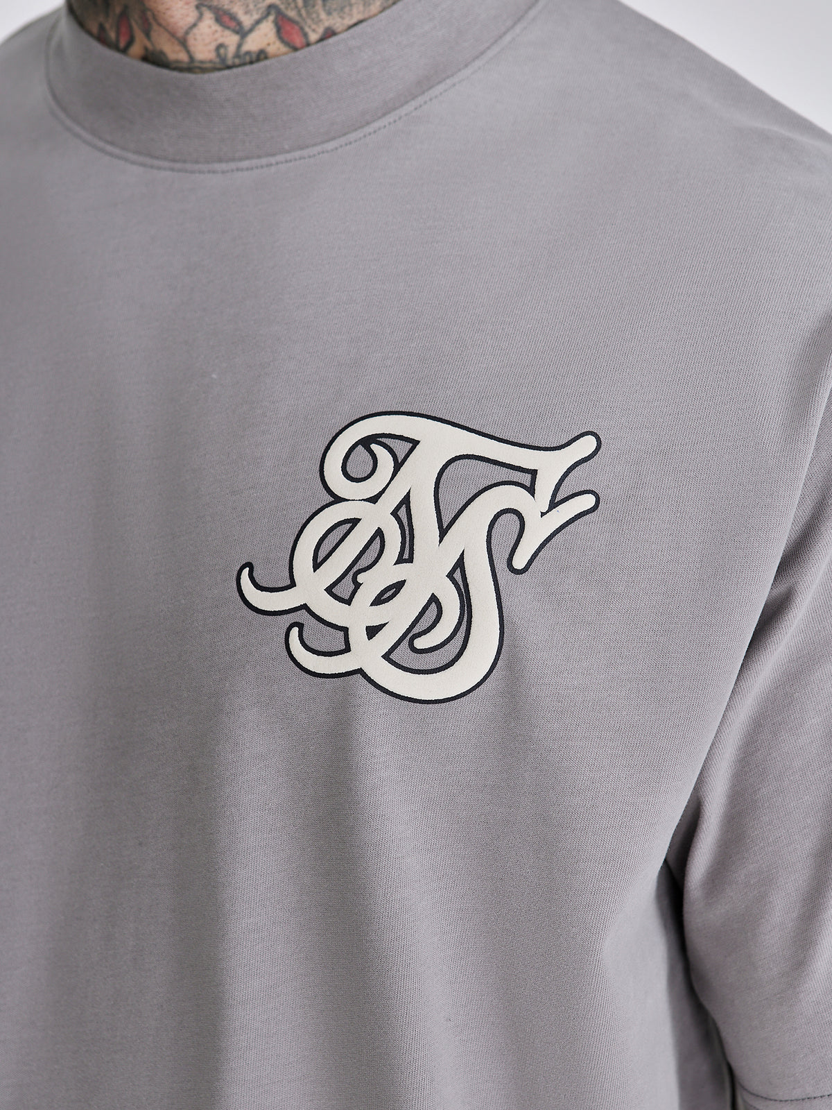 t-shirts / Oversized T-Shirt