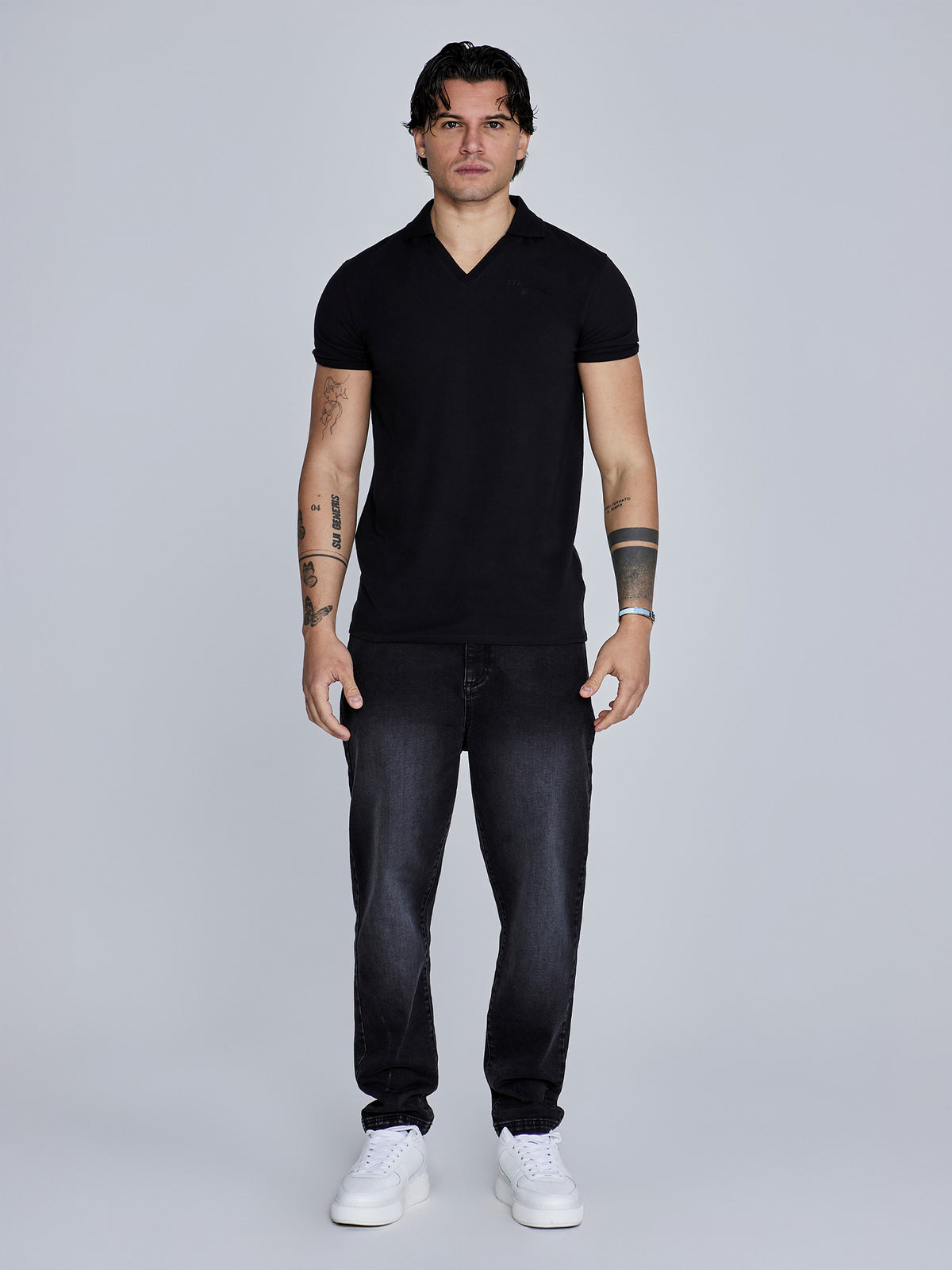 t-shirts / V-Neck Polo