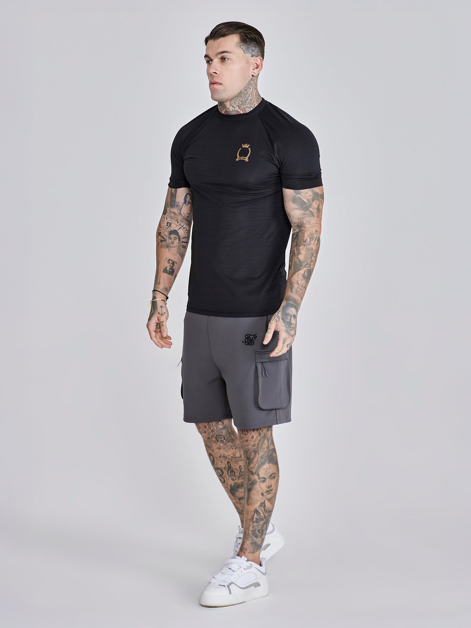 t-shirts / Crest Tech T-Shirt