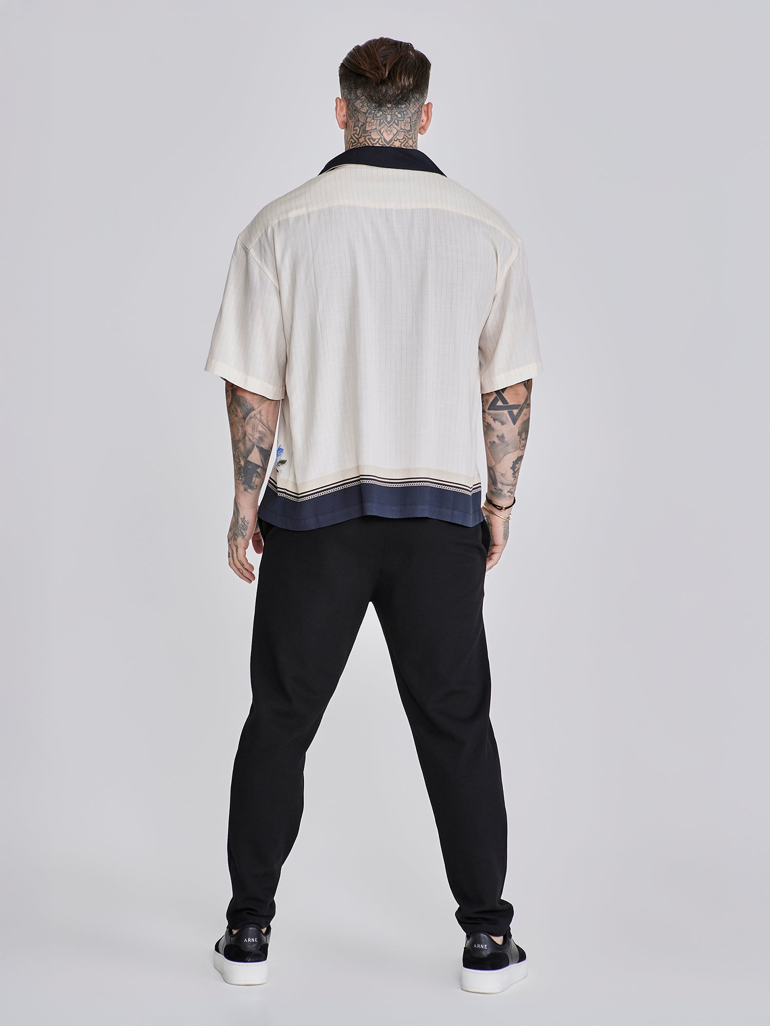shirts / Resort Shirt