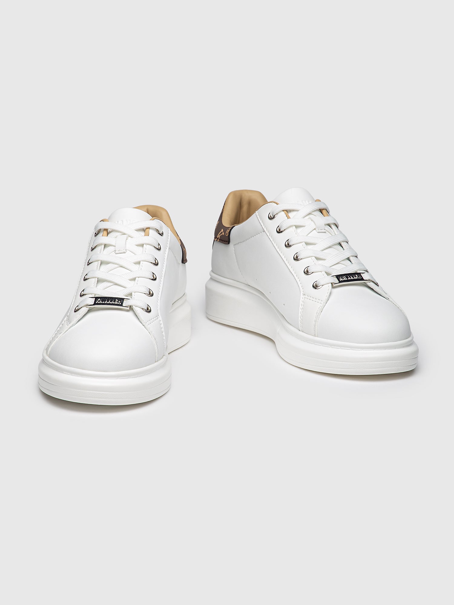 sneakers / White Logomania Sneakers