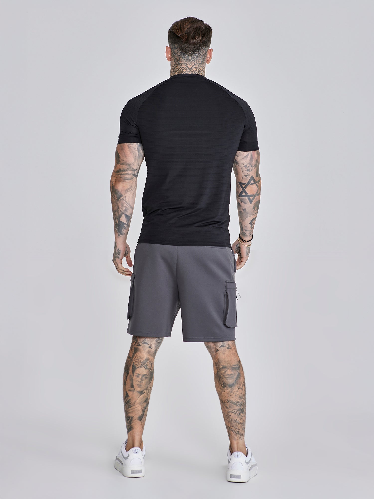 t-shirts / Crest Tech T-Shirt