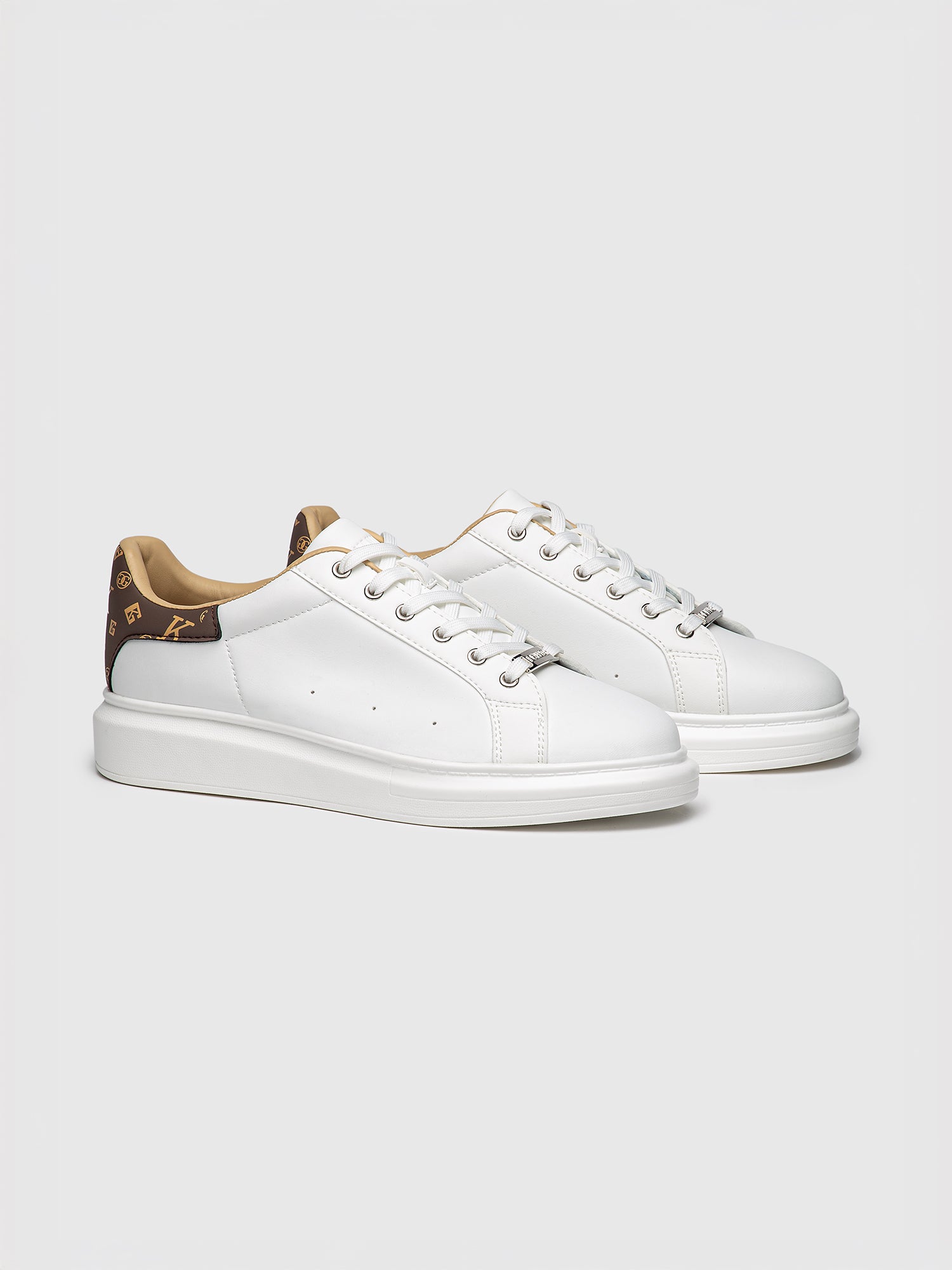 sneakers / White Logomania Sneakers