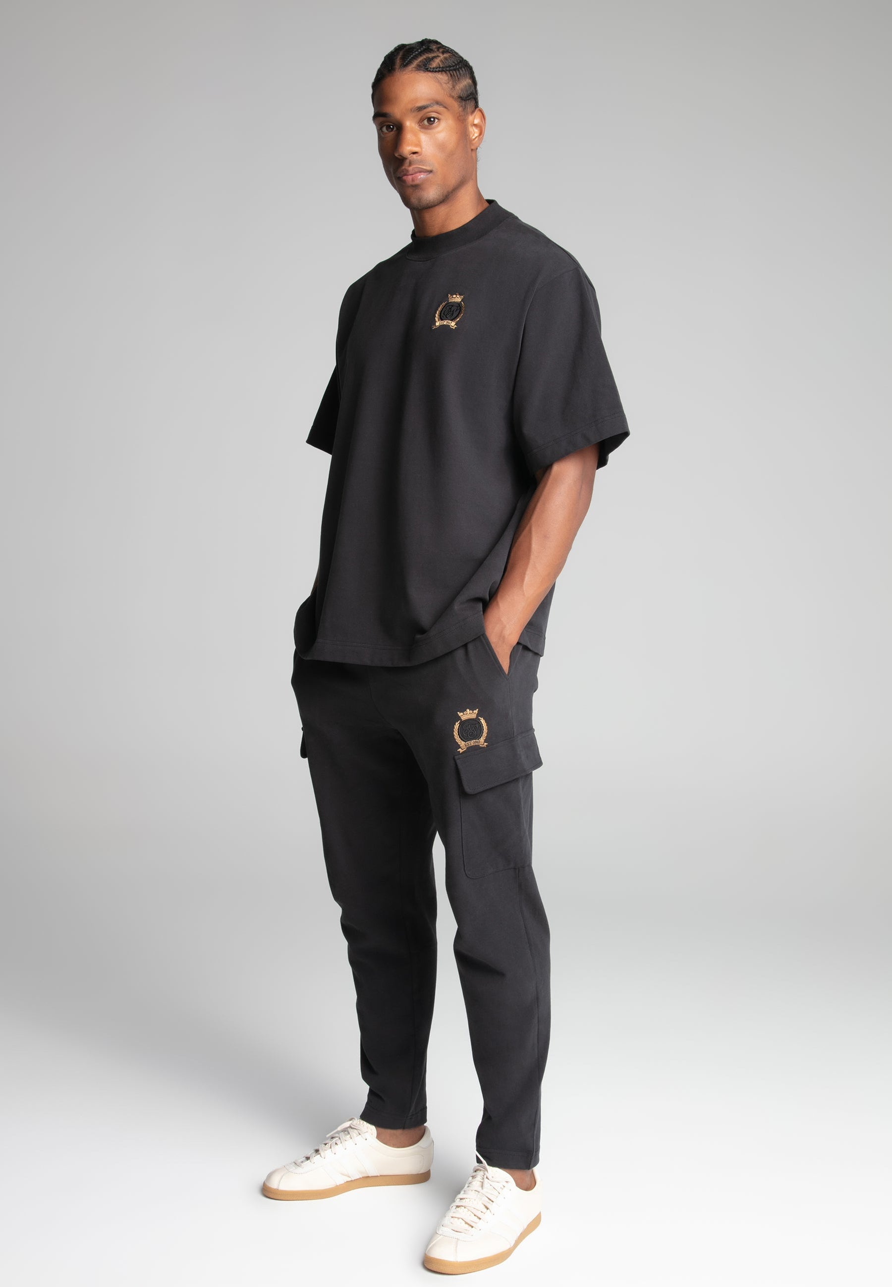 Black Premium Crest T-Shirt (3)