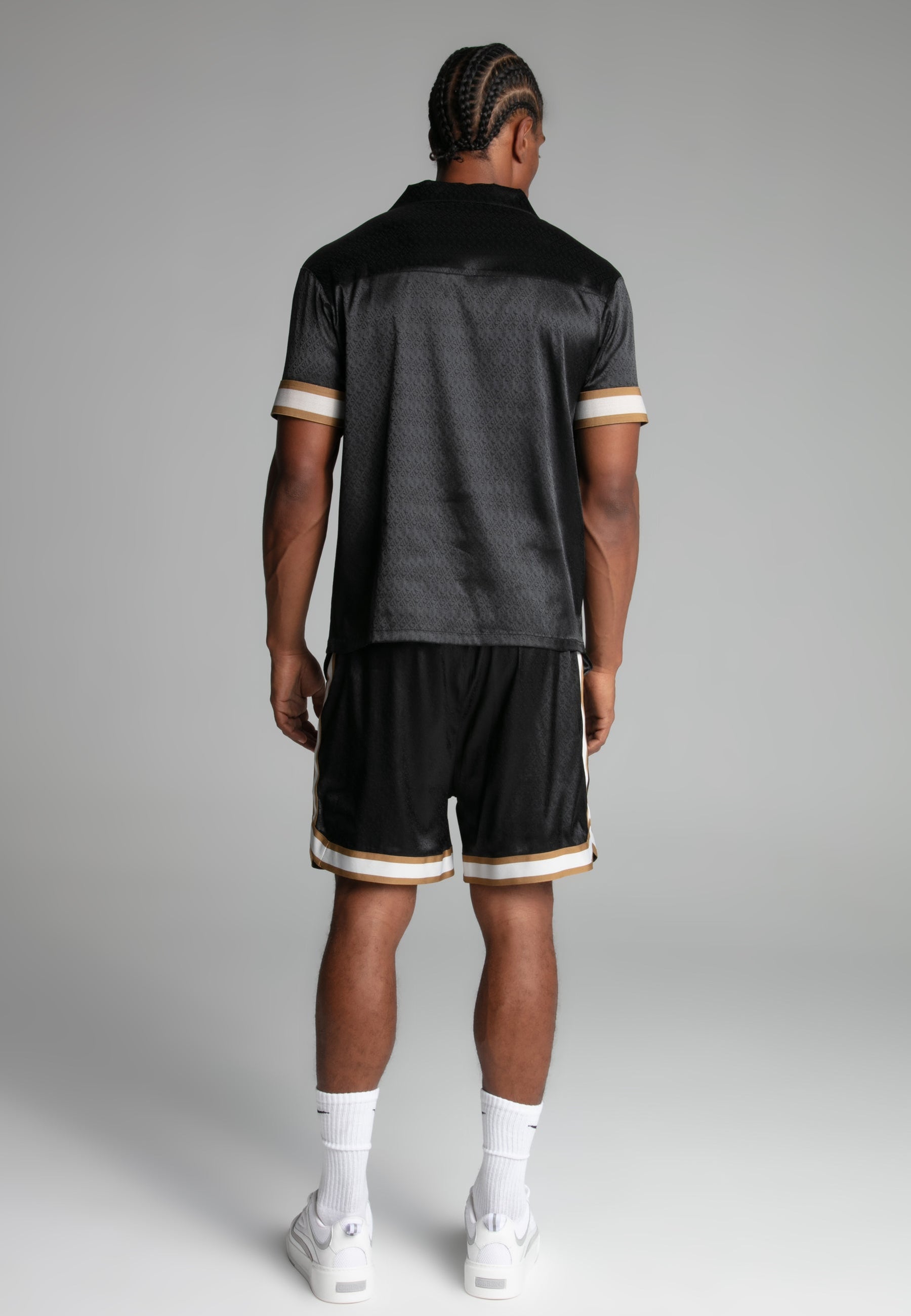 Black Resort Shorts (4)