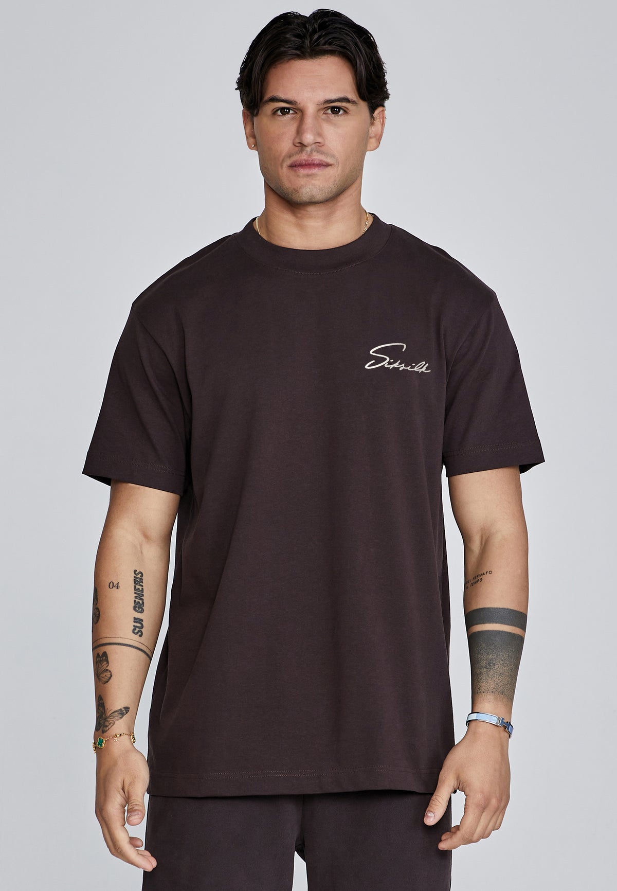 Signature T-Shirt