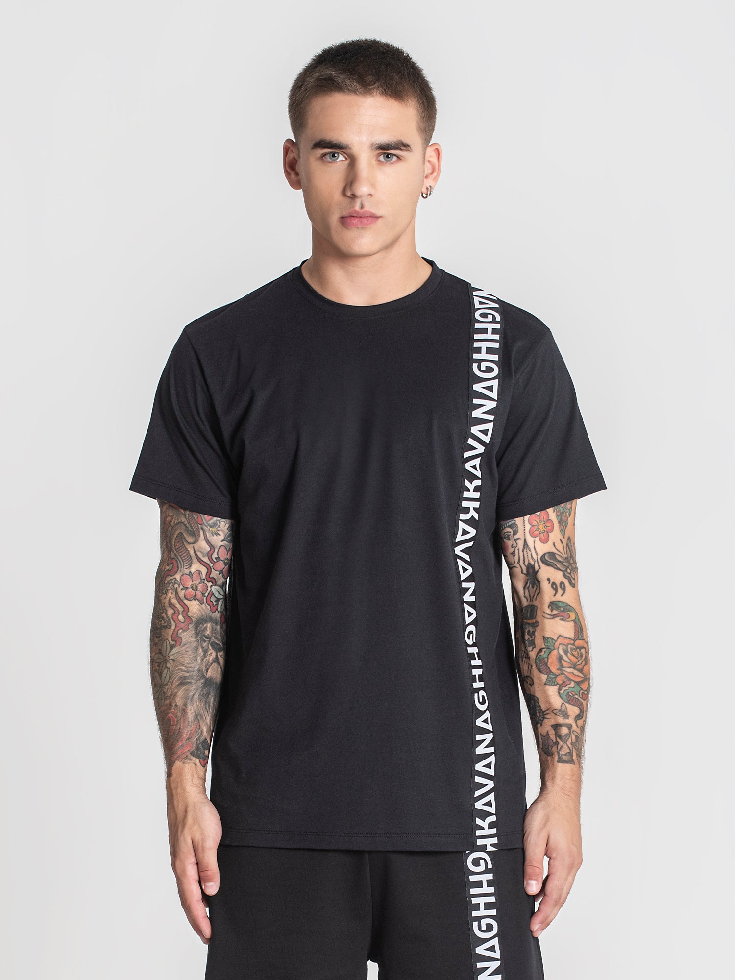 t-shirts / Black Futura Tape Tee