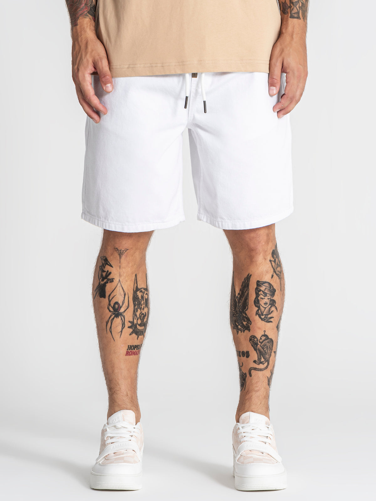 shorts / White GK Elastic Waist Shorts