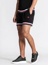 shorts / Black Look at me now Tee