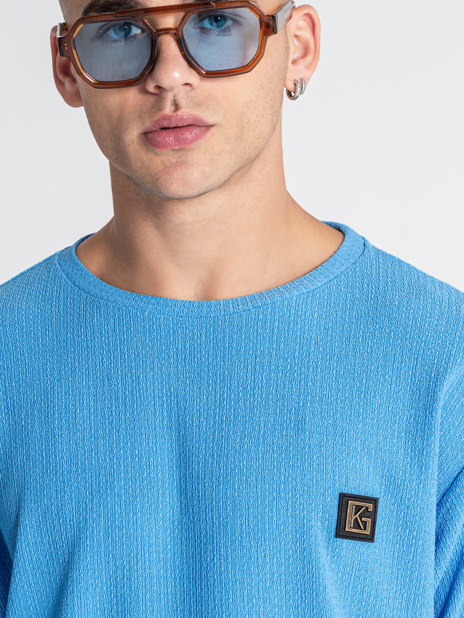 t-shirts / Light Blue Texture Tee