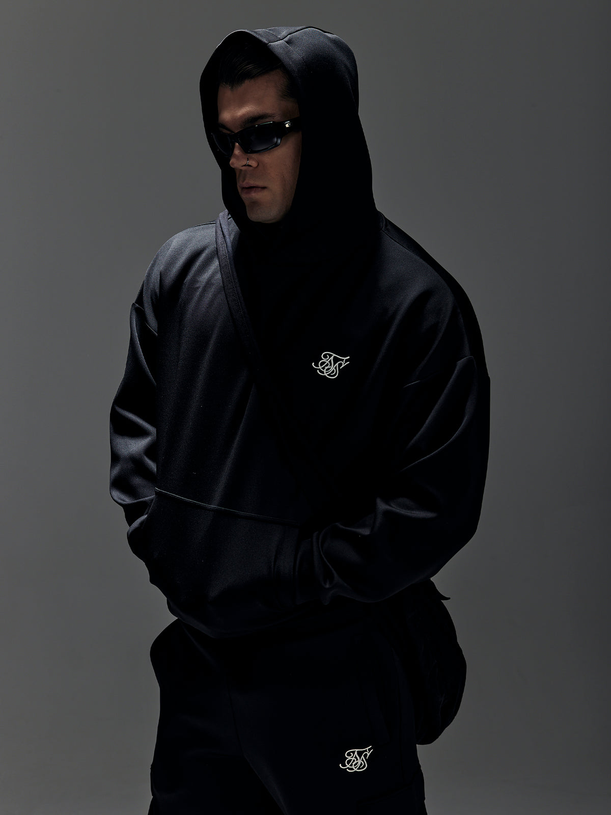 hoodies / Essentials Poly Hoodie