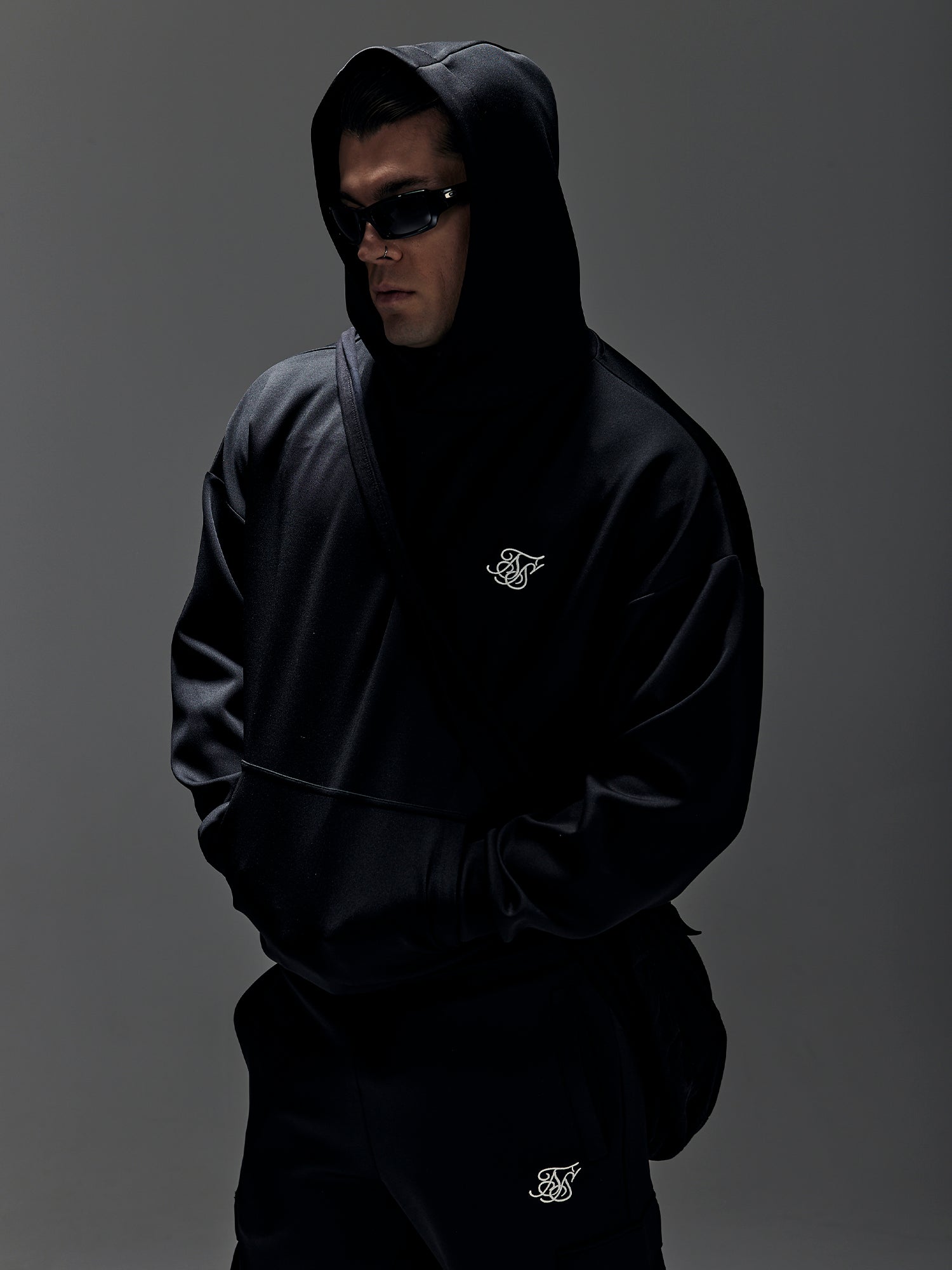 hoodies / Essentials Poly Hoodie