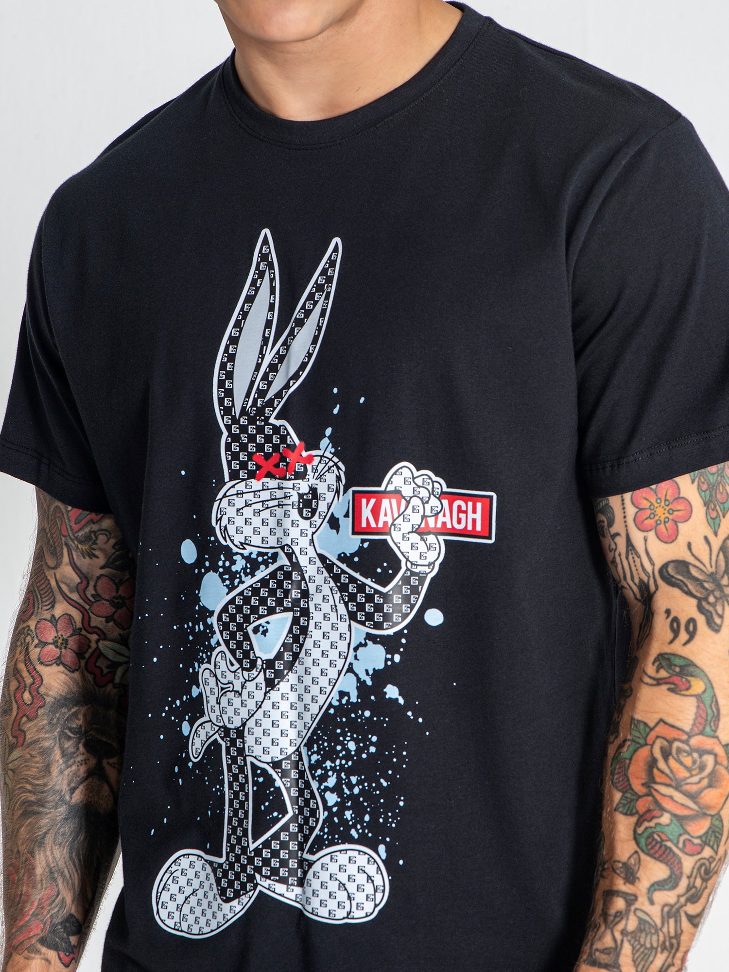 t-shirts / Black Bunny Tee