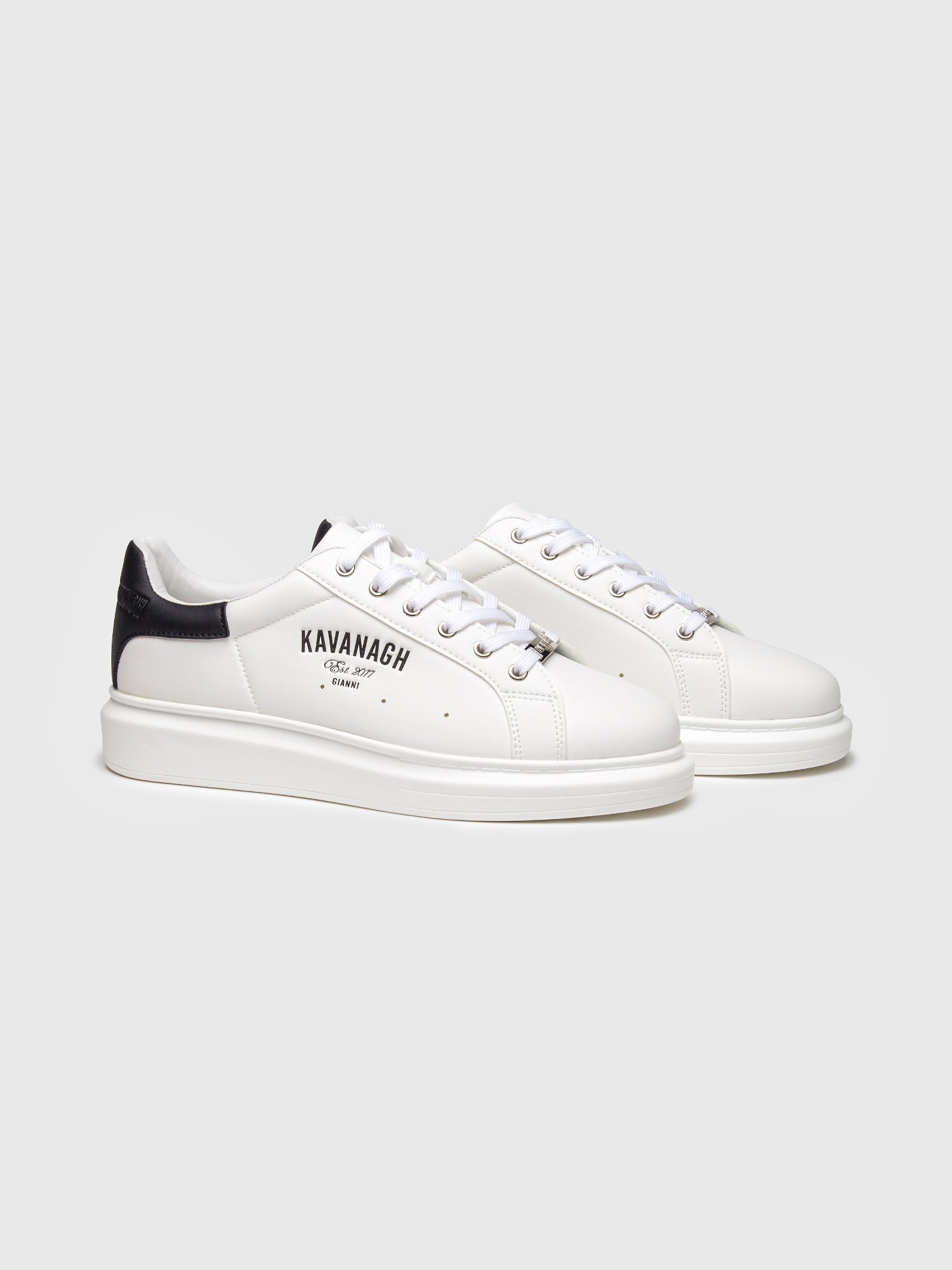 sneakers / White Statement Upscale Sneakers