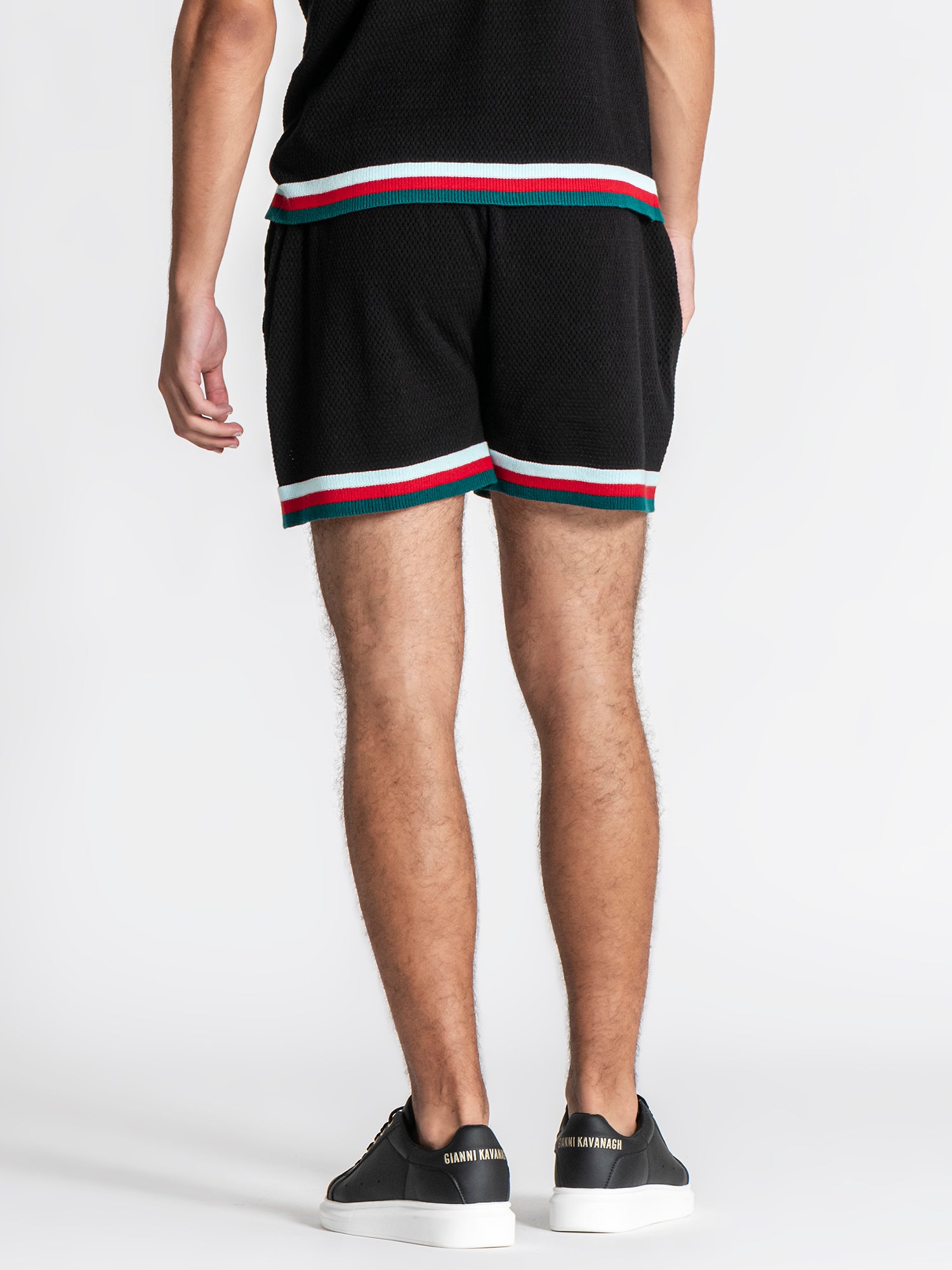 t-shirts / Black Striped GK Knit Set