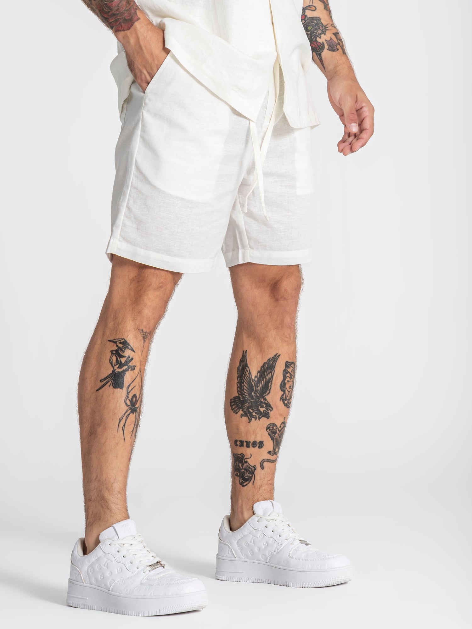 shorts / White Nature Linen Shorts