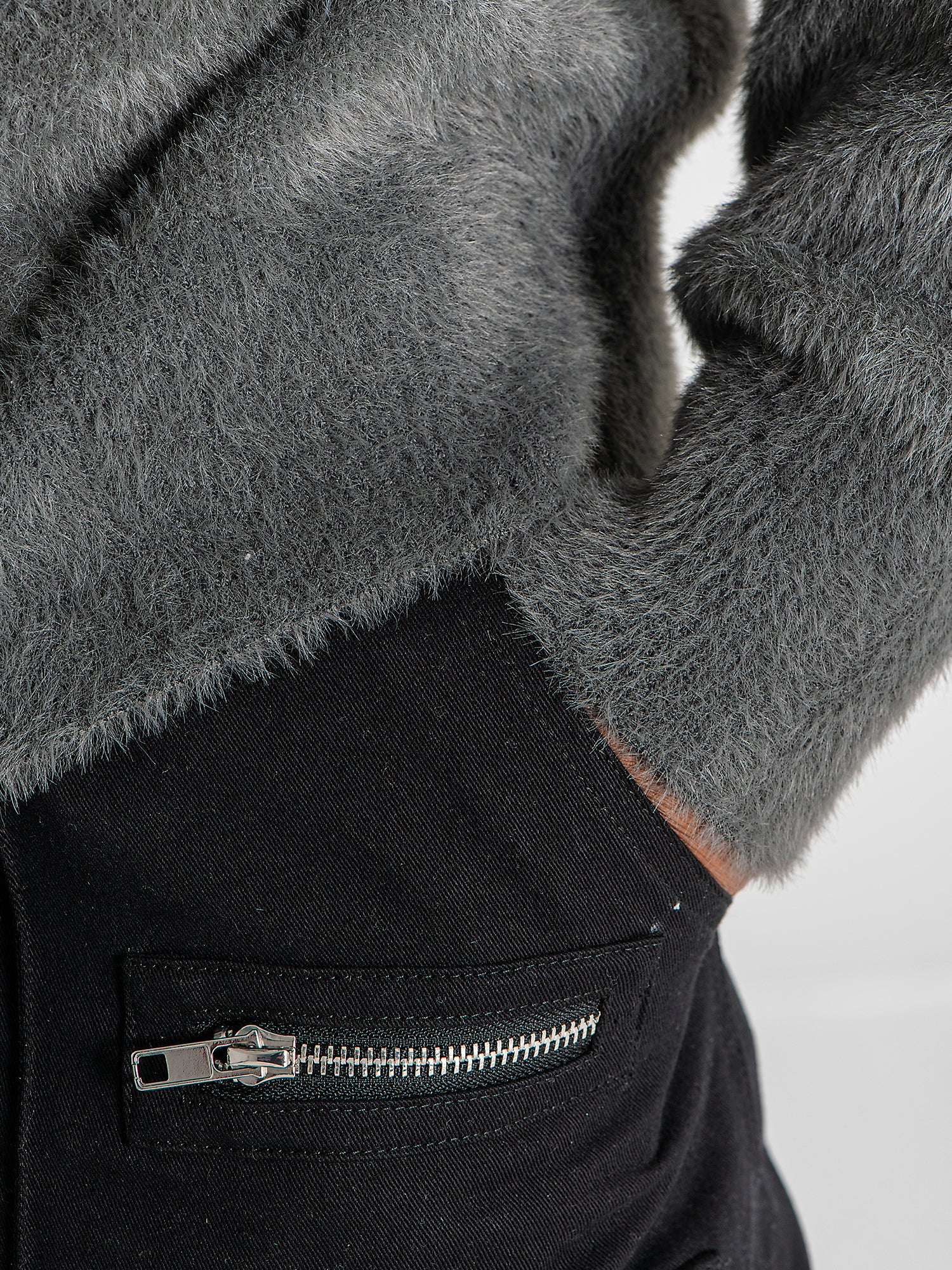 sweats / Grey Structure Knit Sweater