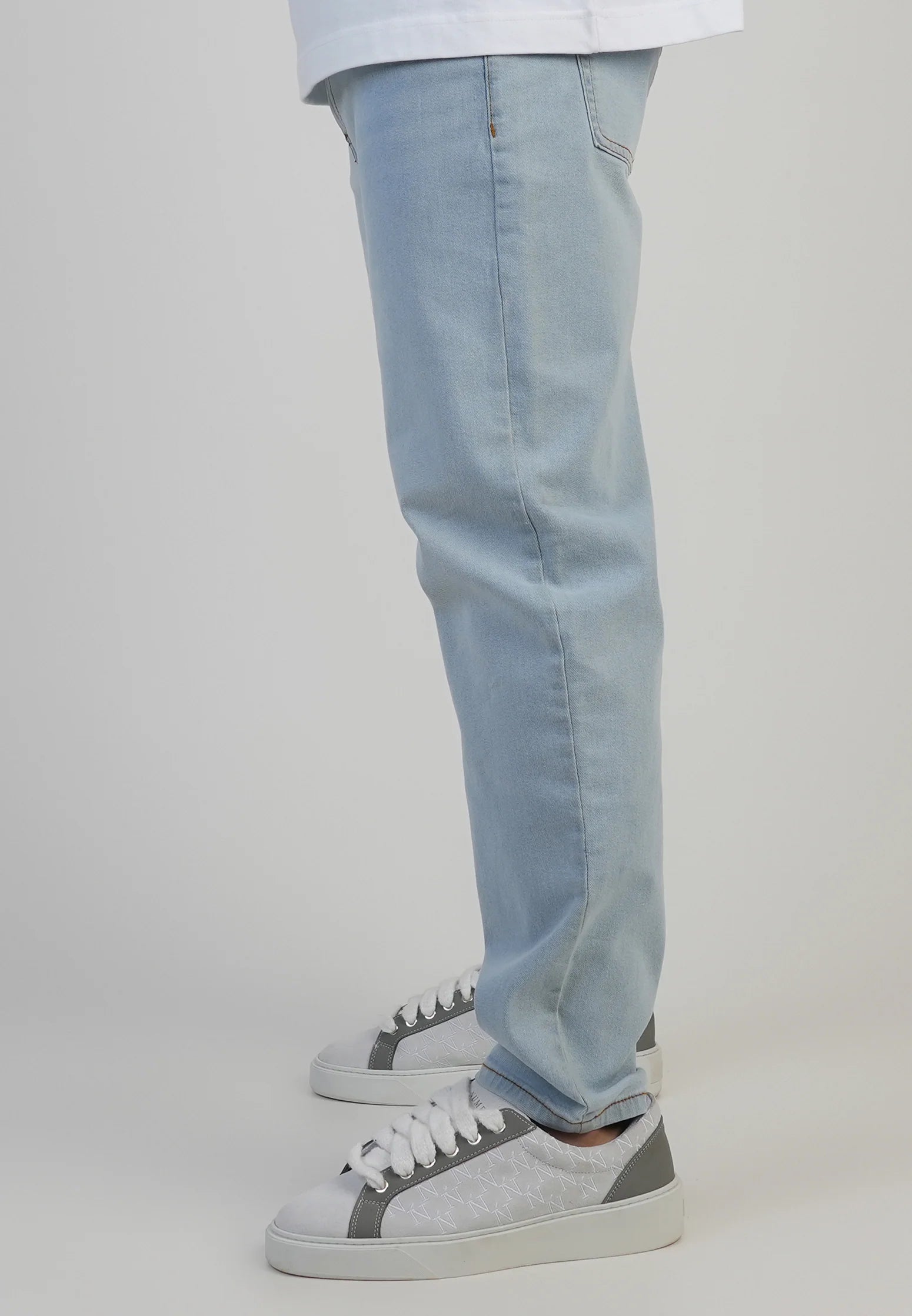 Tapered Fit Jeans